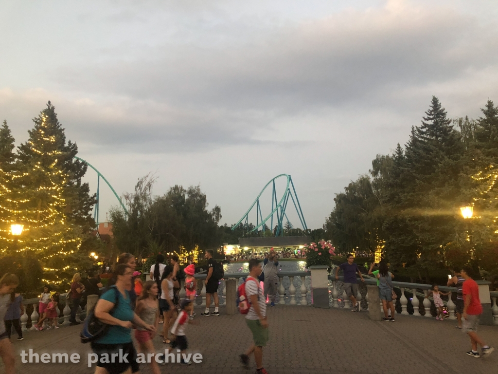 International Street at Canada's Wonderland