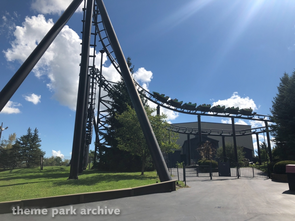 Viper at Six Flags Darien Lake