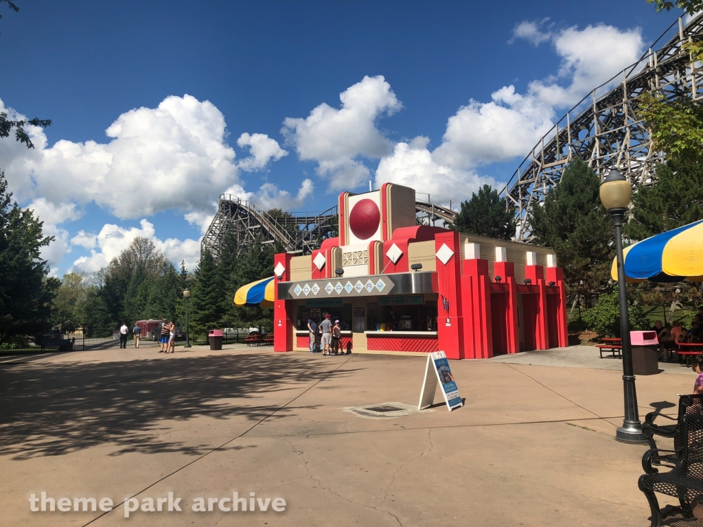 Predator at Six Flags Darien Lake