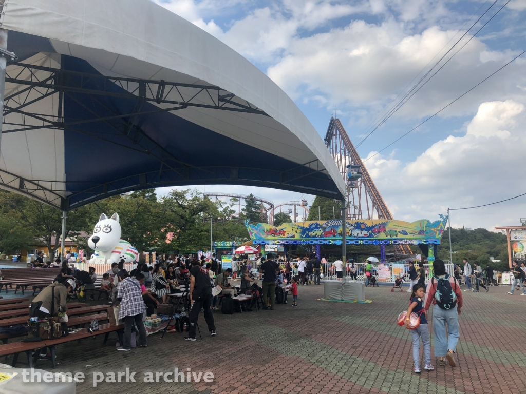 Plaza Stage of the Sun at Yomiuri Land