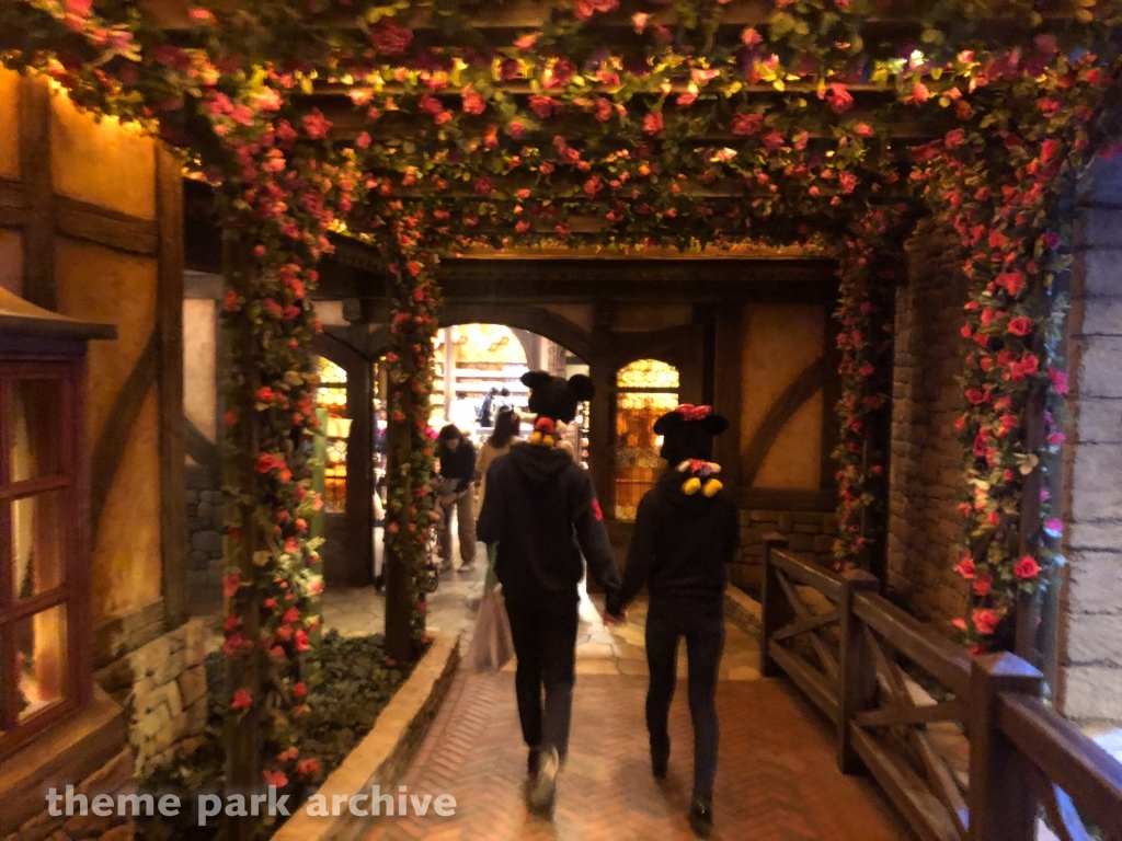 Pooh's Hunny Hut at Tokyo Disneyland