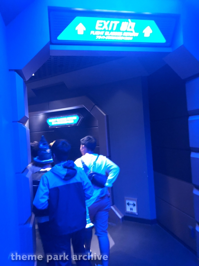 Star Tours The Adventures Continue at Tokyo Disneyland