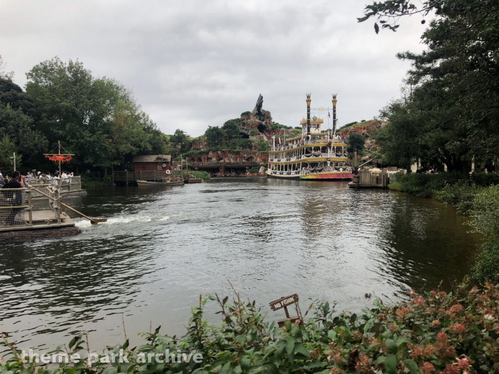 Mark Twain Riverboat at Tokyo Disneyland