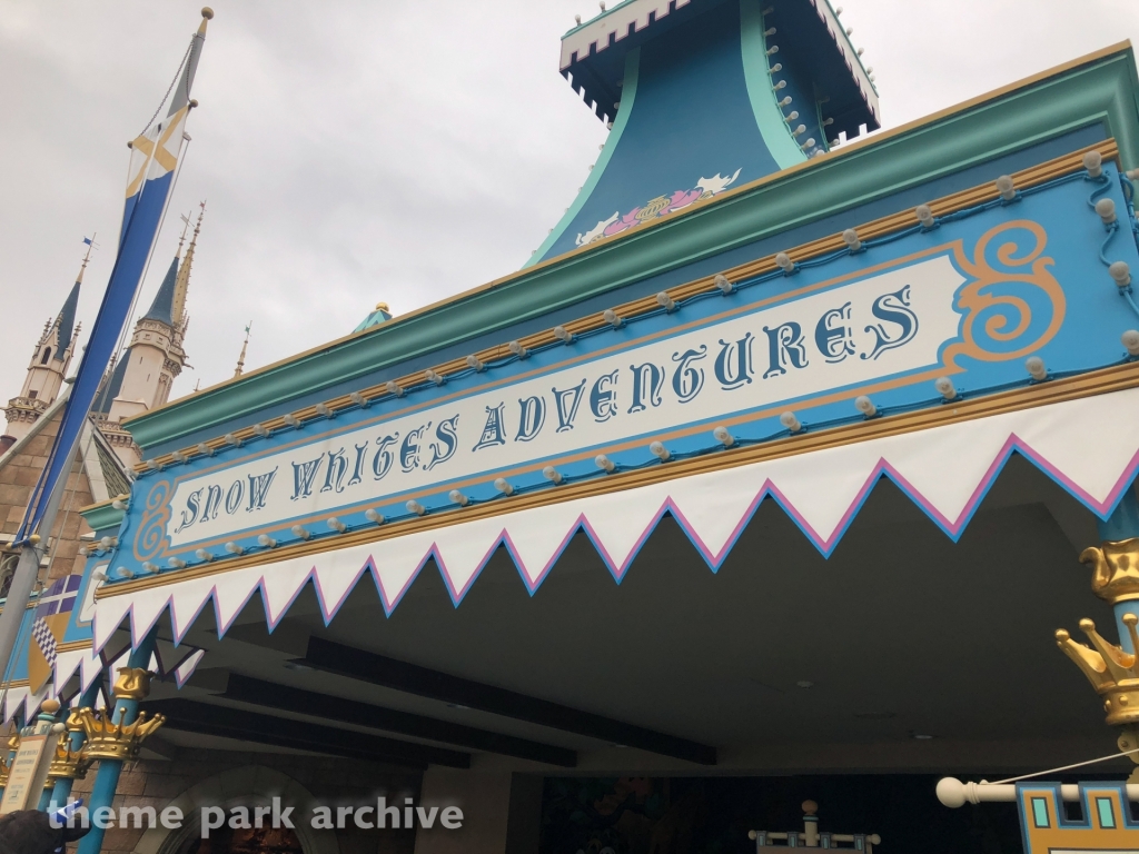 Snow White's Adventures at Tokyo Disneyland