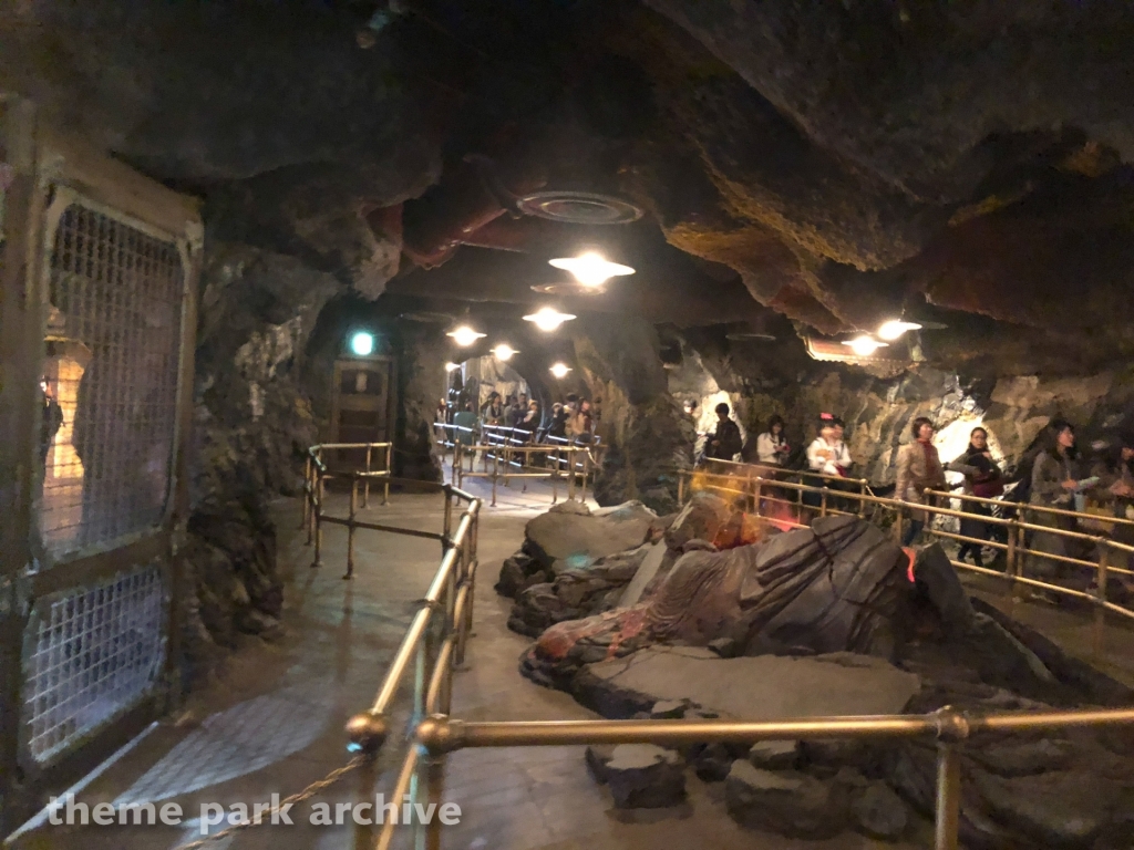 Journey to the Center of the Earth at Tokyo DisneySea