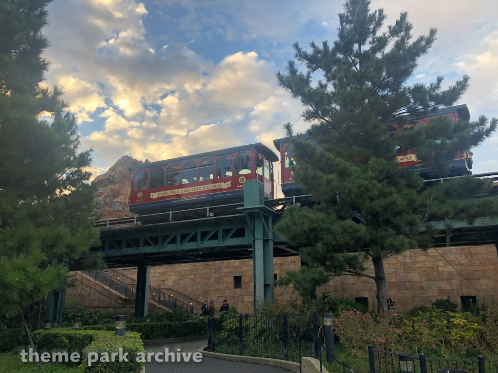 DisneySea Electric Railway at Tokyo DisneySea