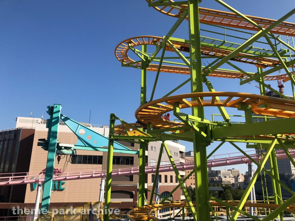 Spinning Coaster at Yokohama Cosmo World