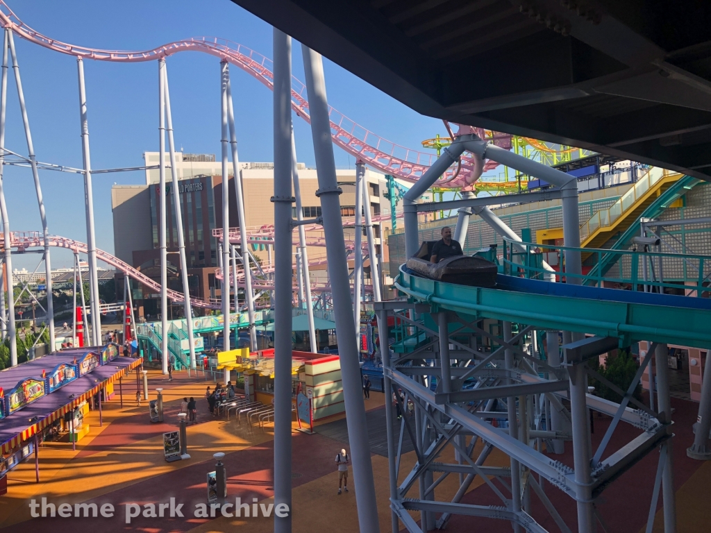 Cliff Drop at Yokohama Cosmo World