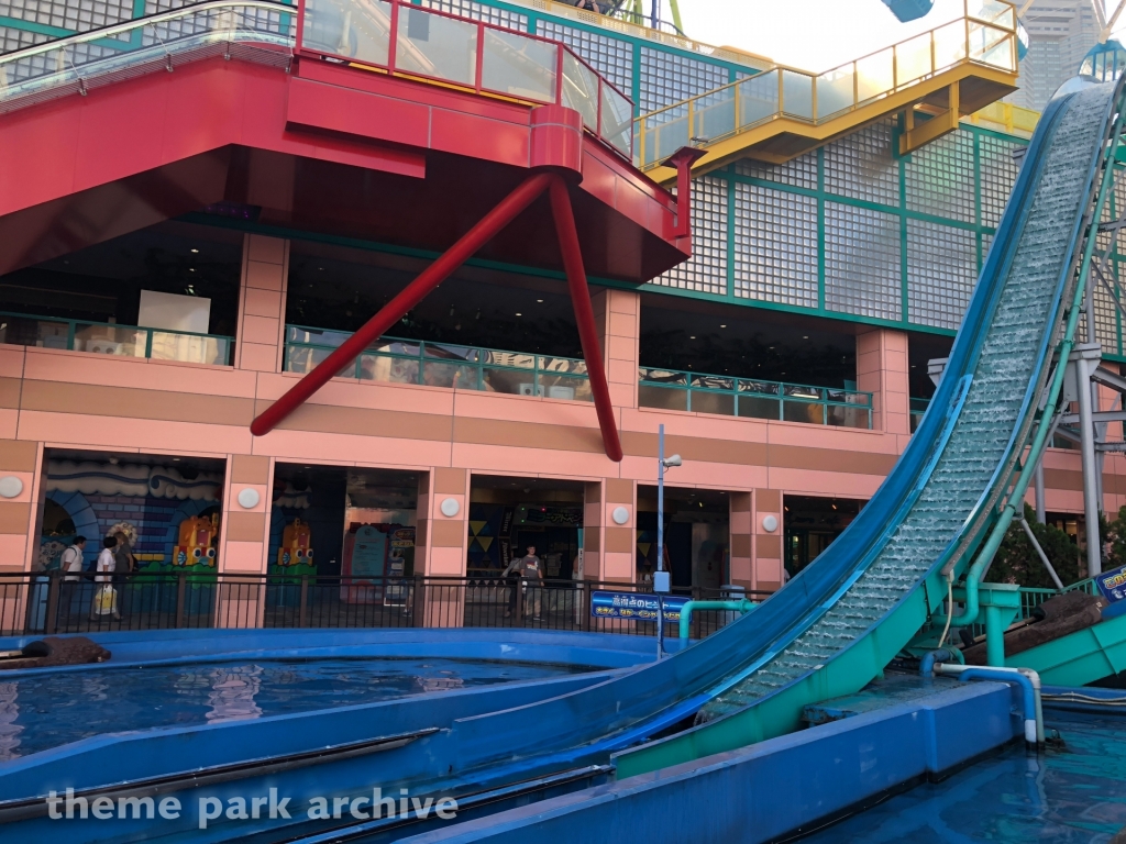 Cliff Drop at Yokohama Cosmo World