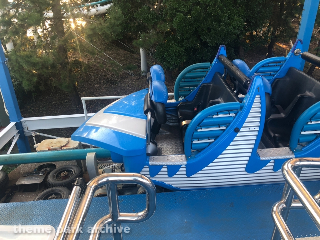 Surf Coaster LEVIATHAN at Yokohama Hakkeijima Sea Paradise