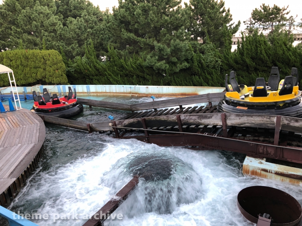 Aqua Ride II at Yokohama Hakkeijima Sea Paradise