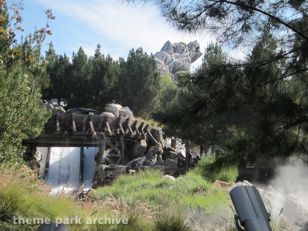 Grizzly River Run at Disney California Adventure