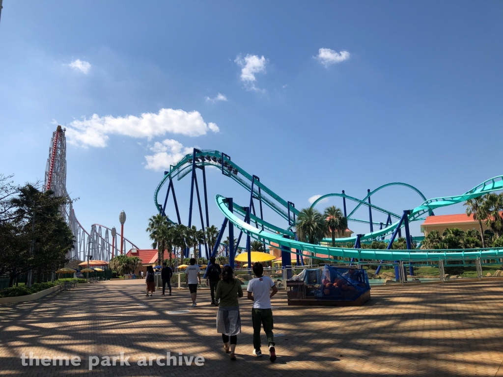 Acrobat at Nagashima Resort