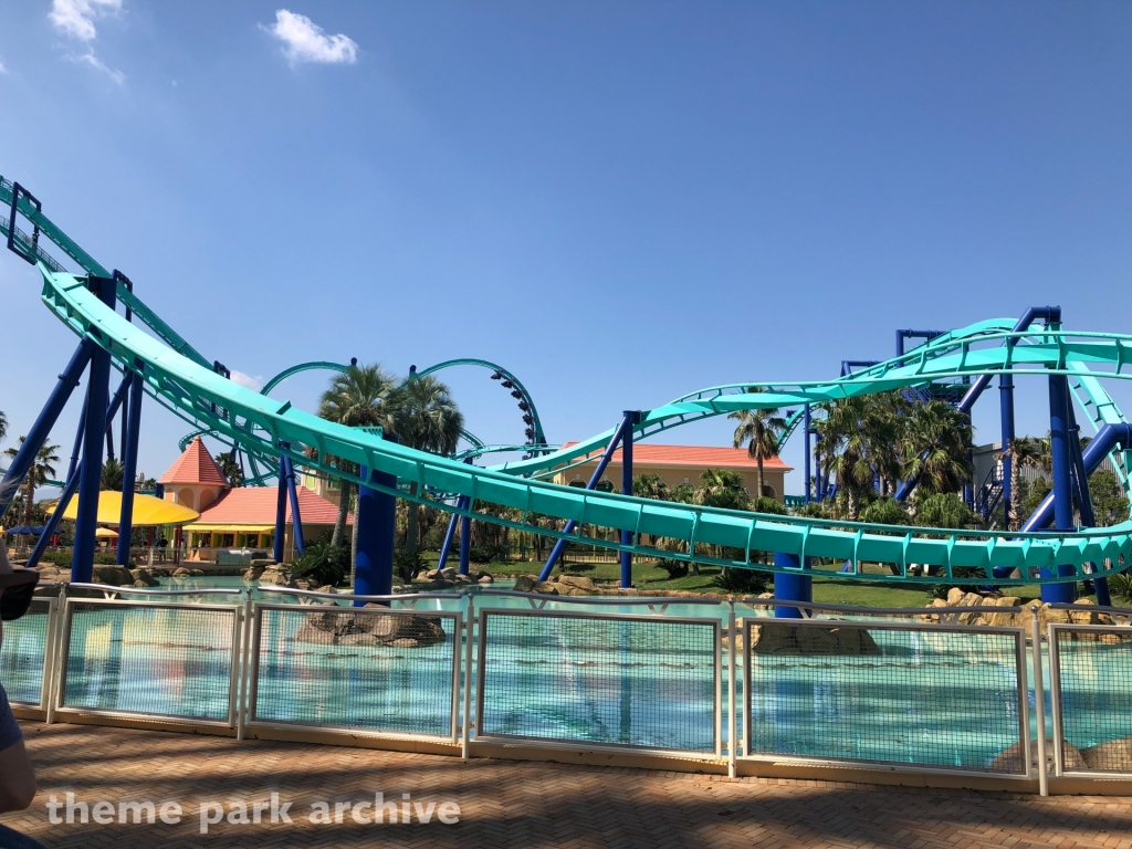 Acrobat at Nagashima Resort