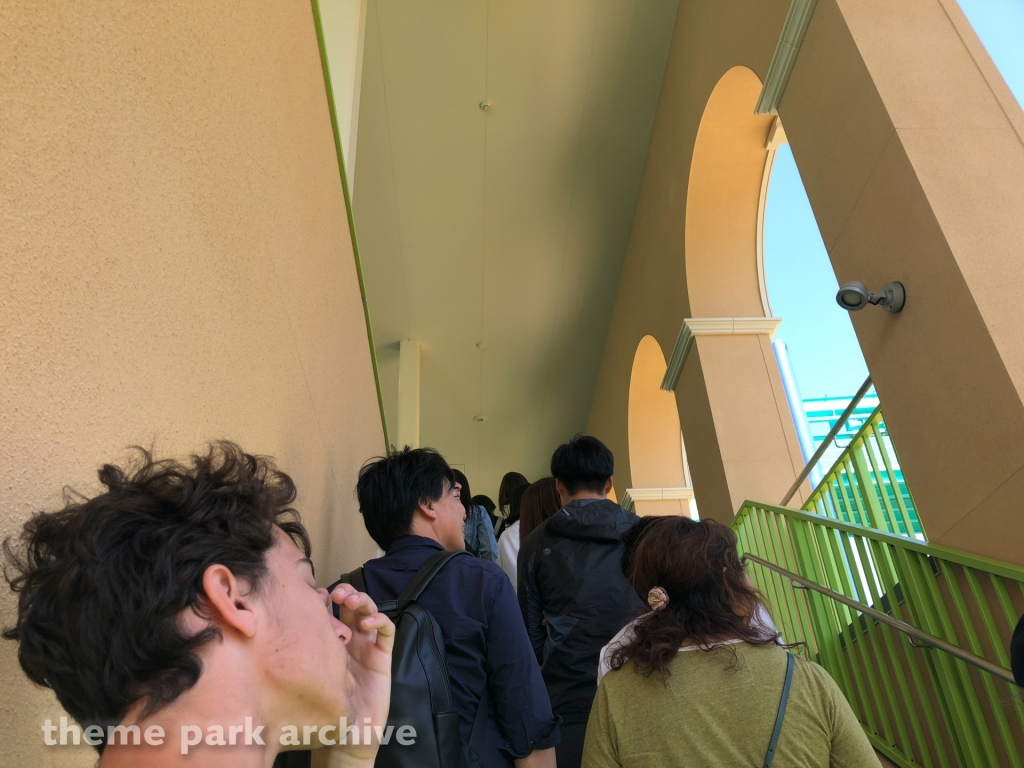 Acrobat at Nagashima Resort