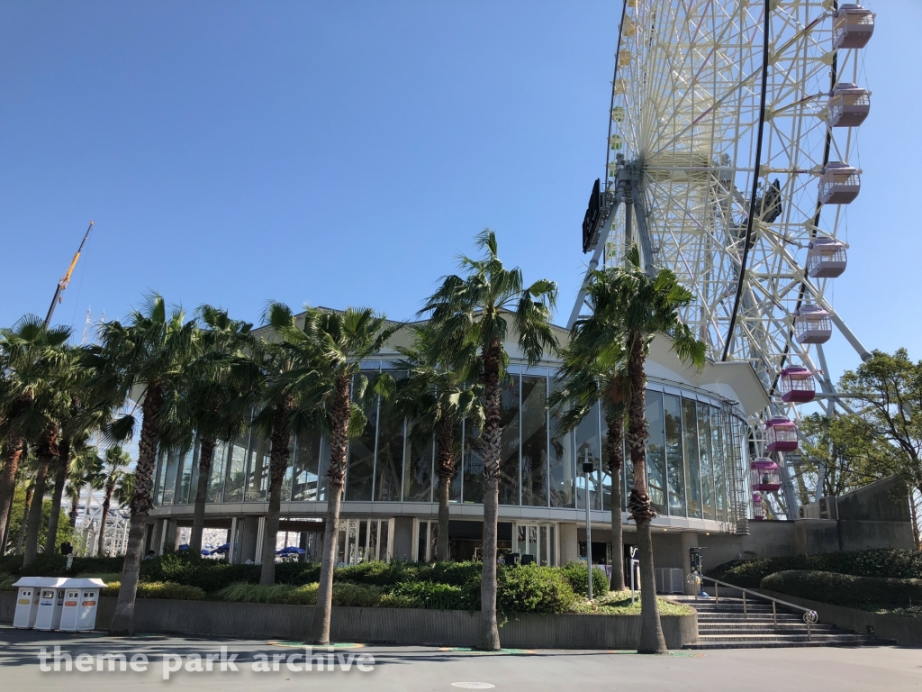 Giant Wheel Aurora at Nagashima Resort