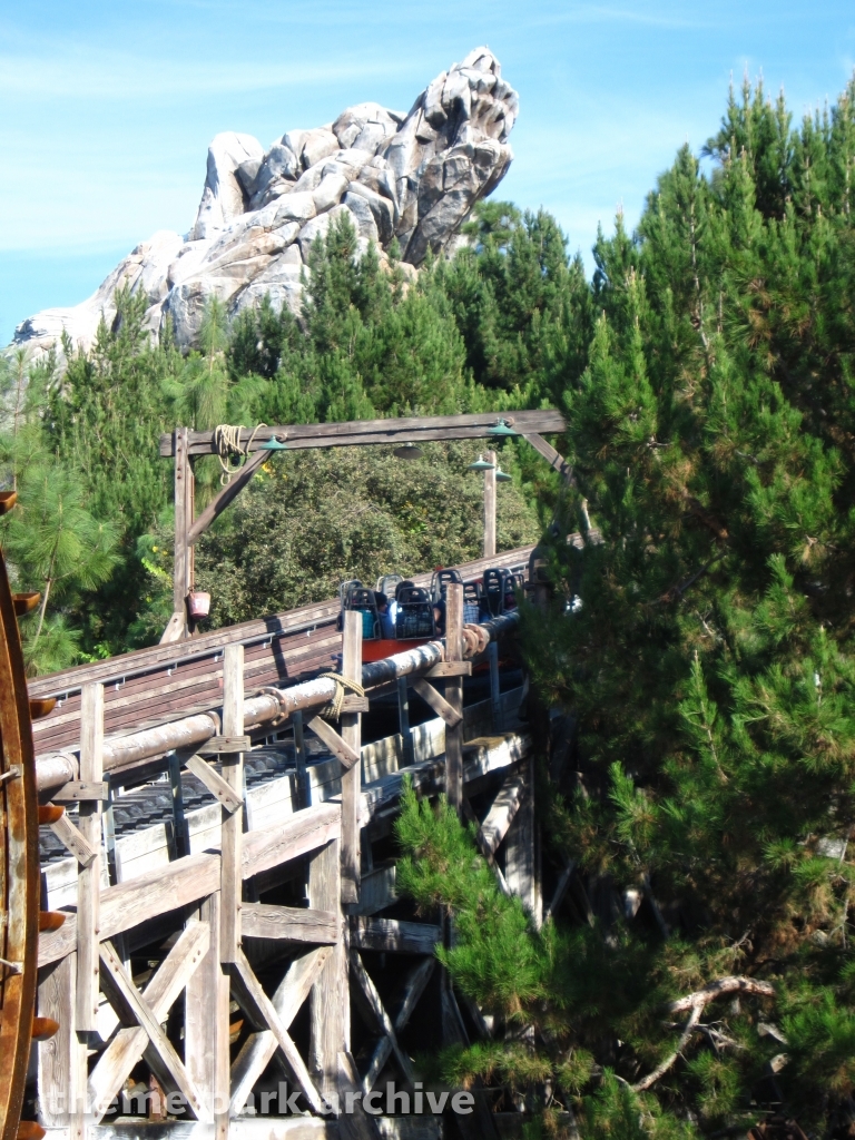 Grizzly River Run at Disney California Adventure