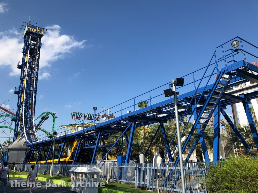 Free Fall at Nagashima Resort