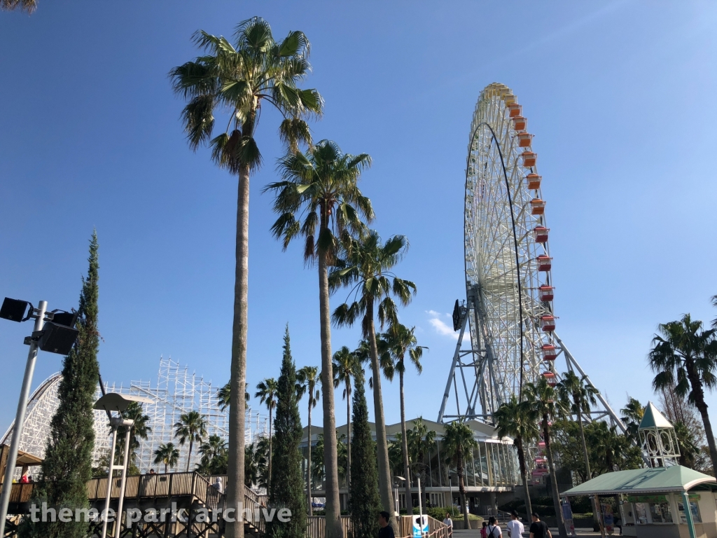 Giant Wheel Aurora at Nagashima Resort