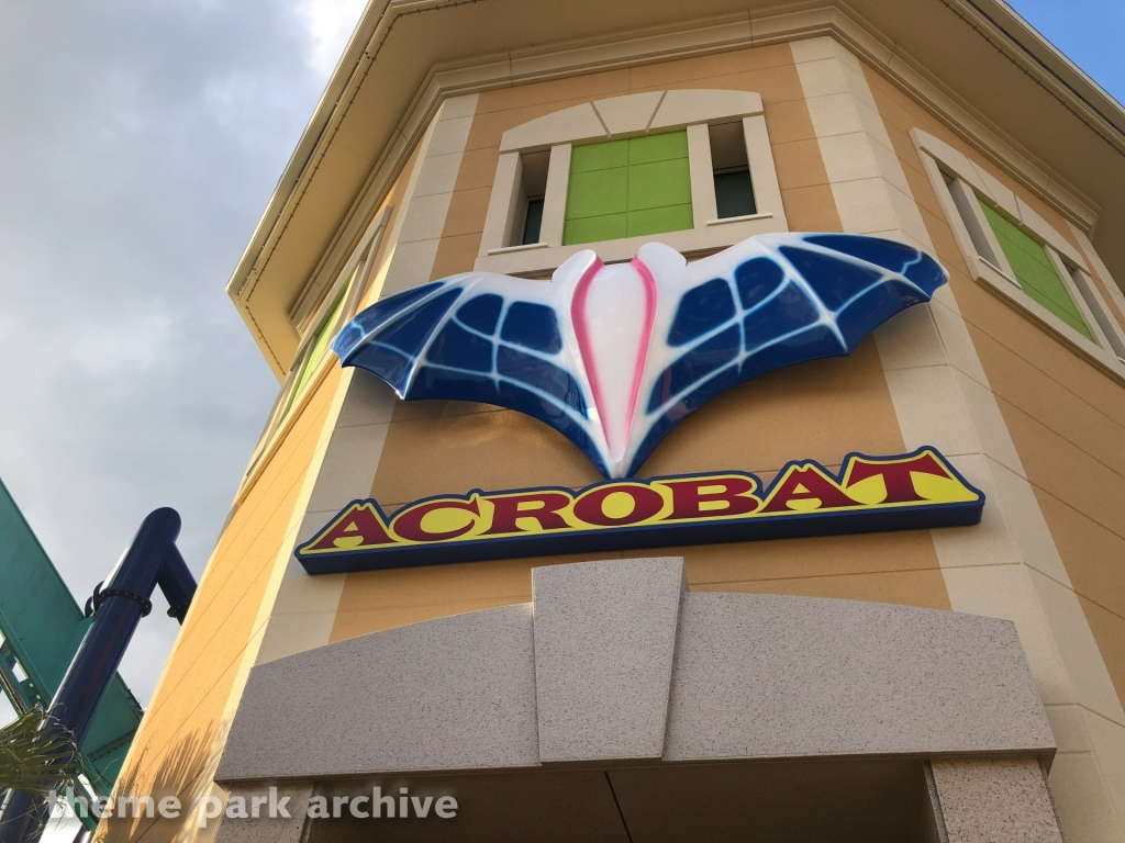 Acrobat at Nagashima Resort