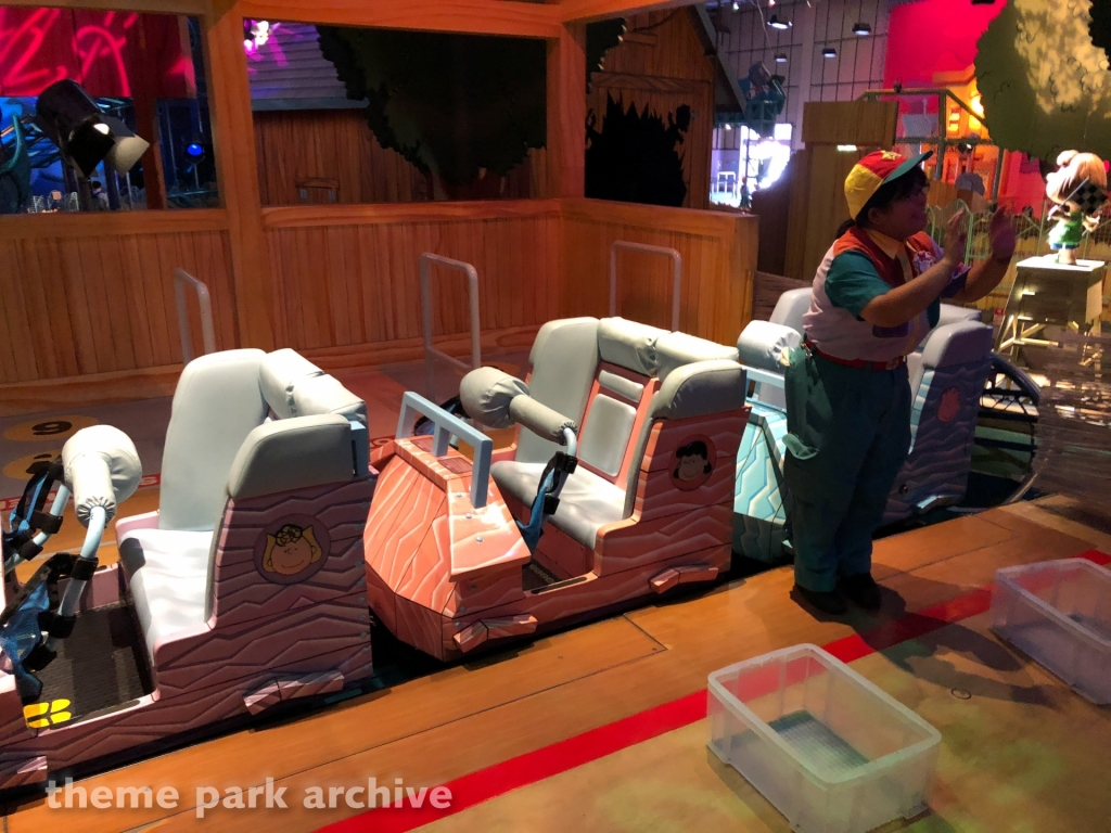 Snoopy's Great Race at Universal Studios Japan