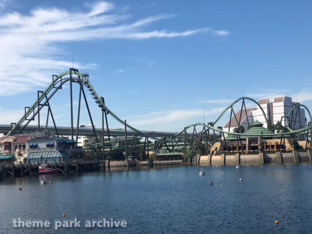 The Flying Dinosaur at Universal Studios Japan