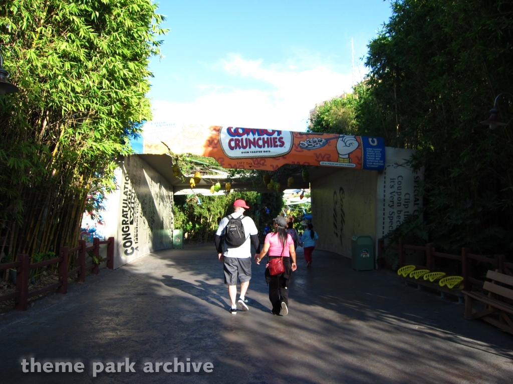 a bugs land at Disney California Adventure