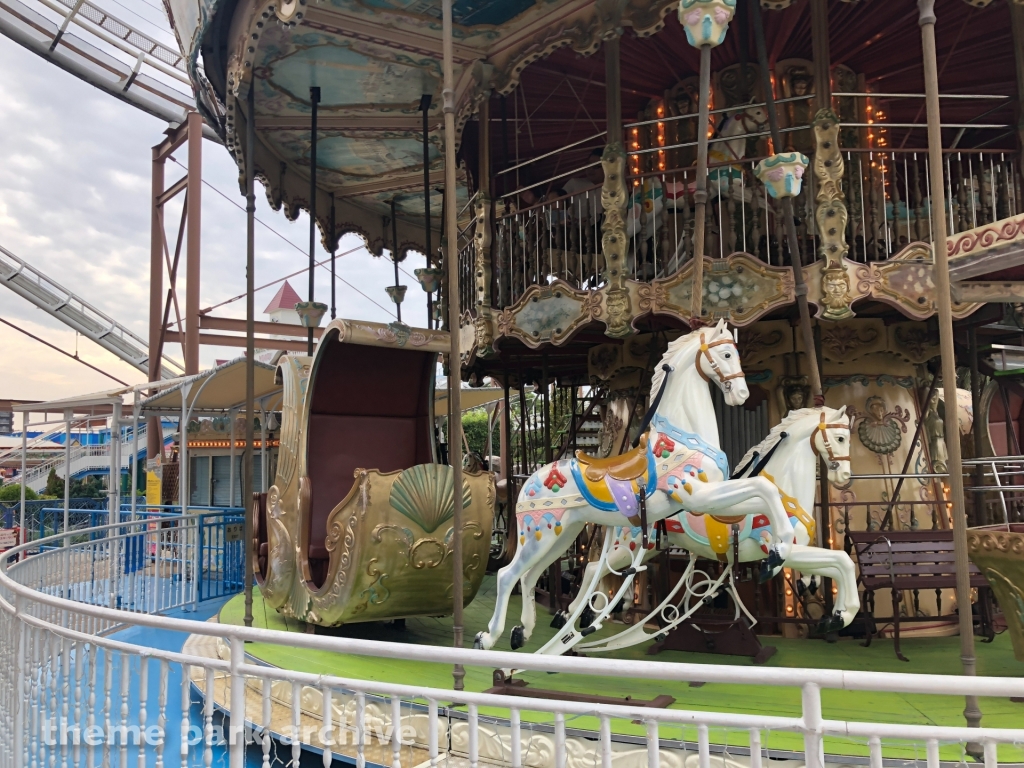 Merry go round at Hirakata Park