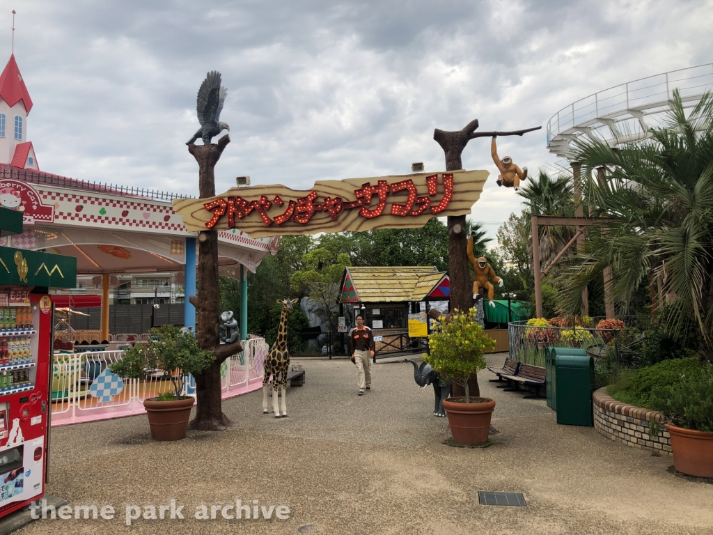 Strawberry Cafe at Hirakata Park