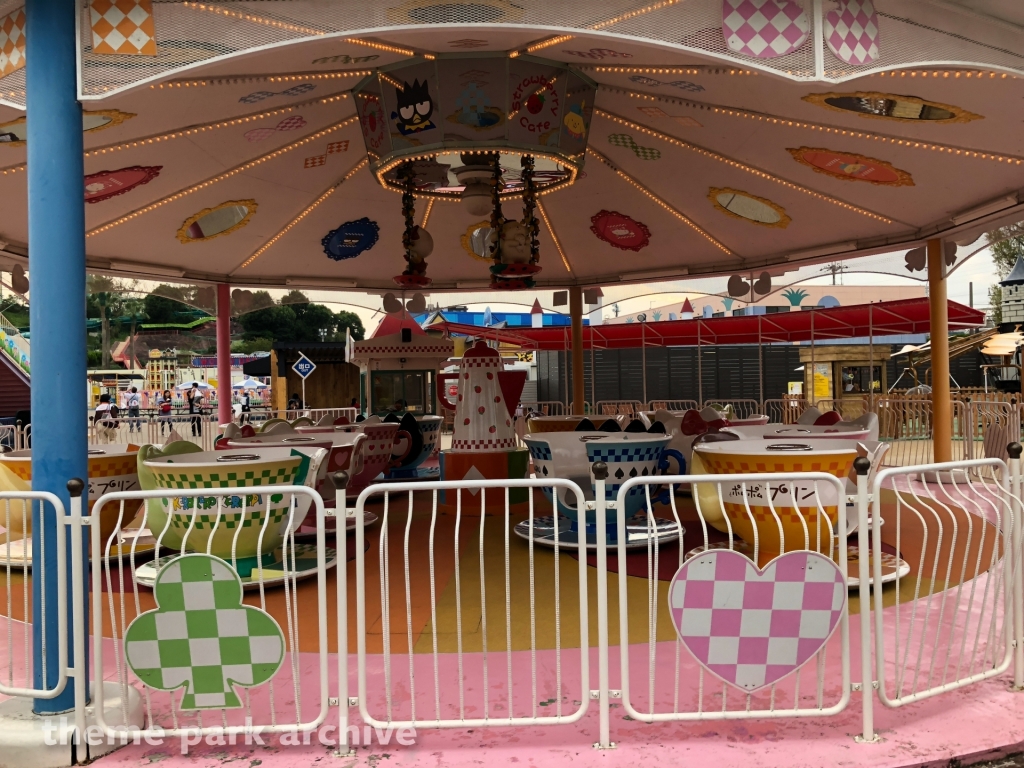 Strawberry Cafe at Hirakata Park