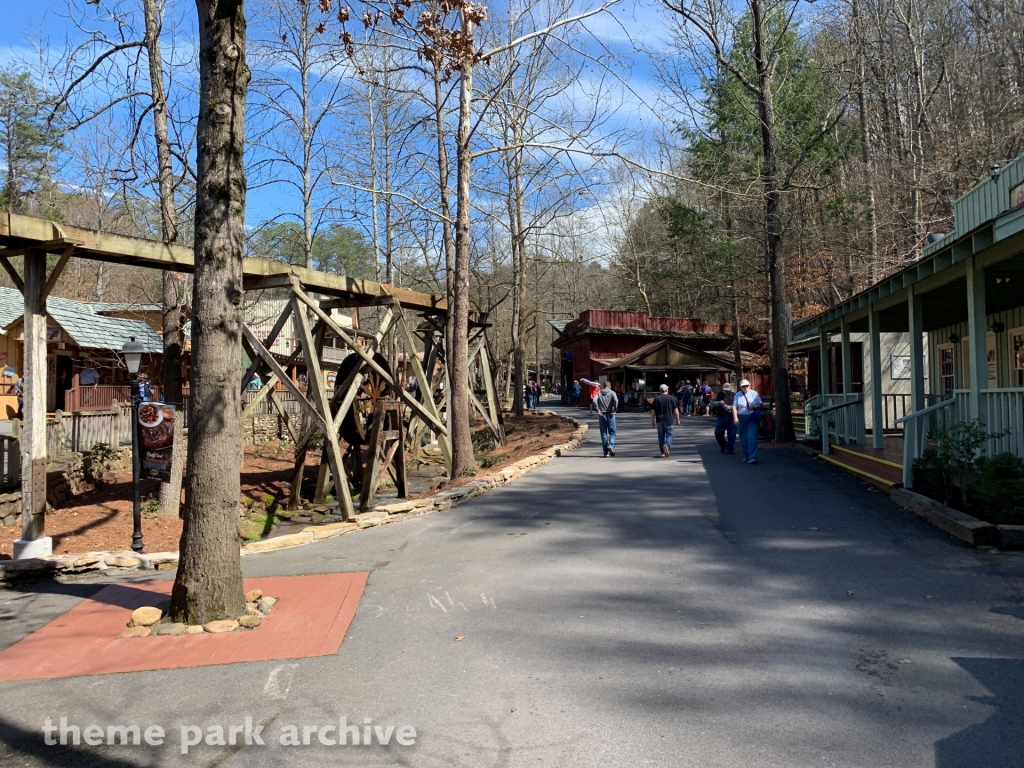 Craftsman's Valley at Dollywood