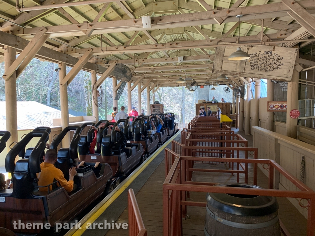 Tennessee Tornado at Dollywood