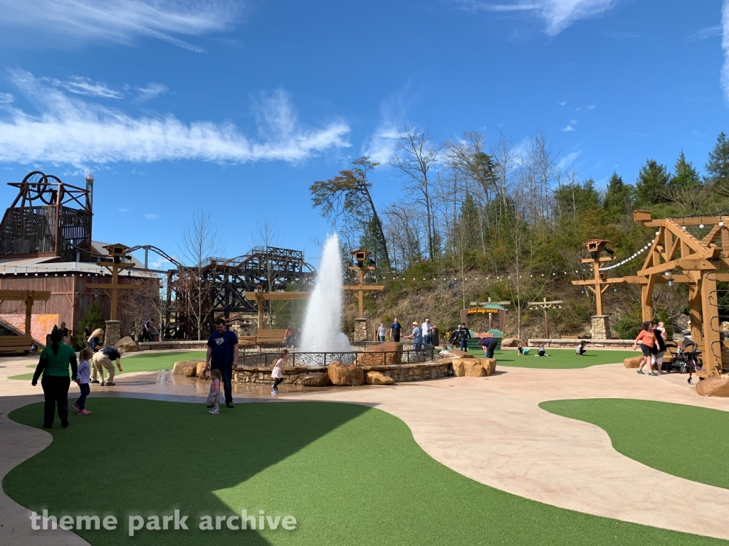 Plaza at Wilderness Pass at Dollywood