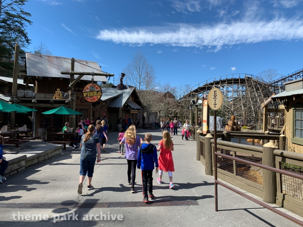 Timber Canyon at Dollywood