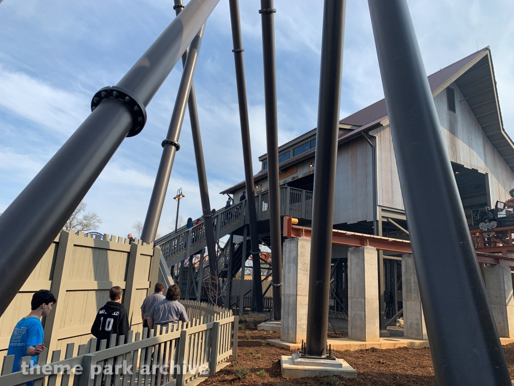 Copperhead Strike at Carowinds