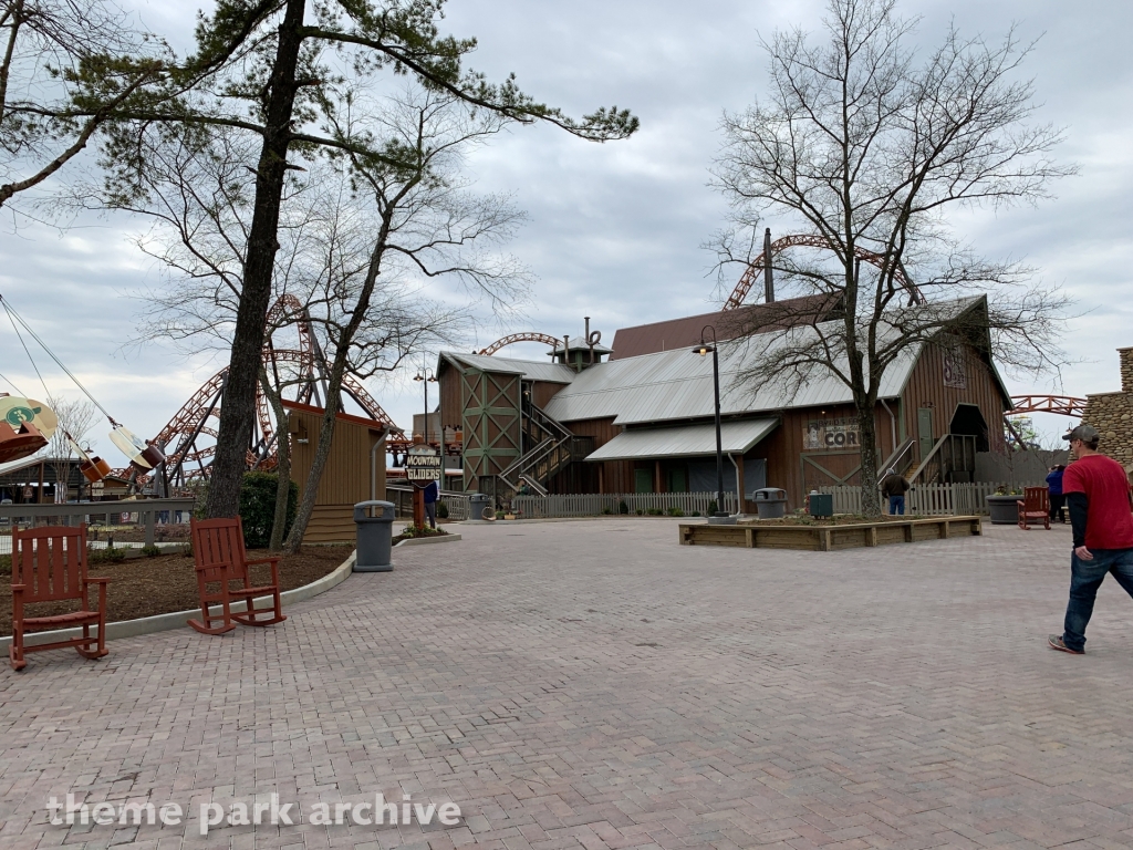 Blue Ridge Junction at Carowinds