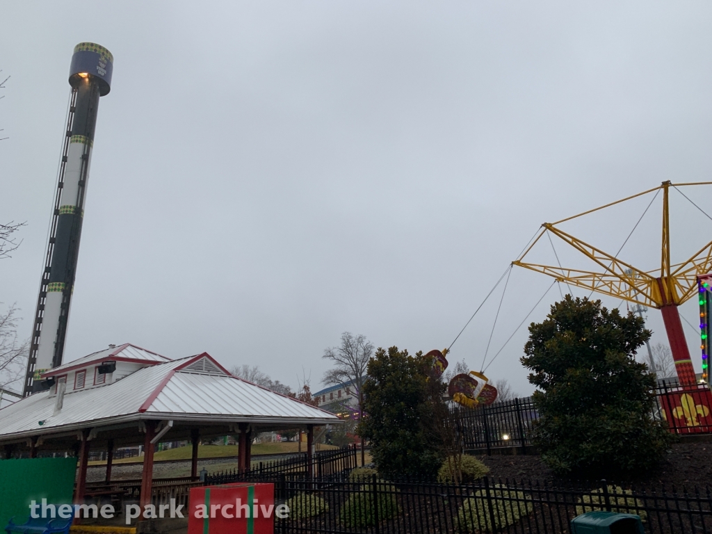 French Quarter Flyers at Six Flags America