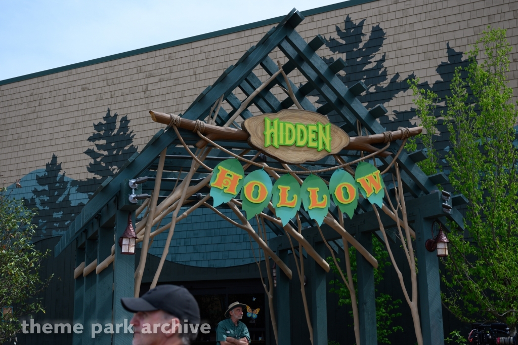 Hidden Hollow at Dollywood