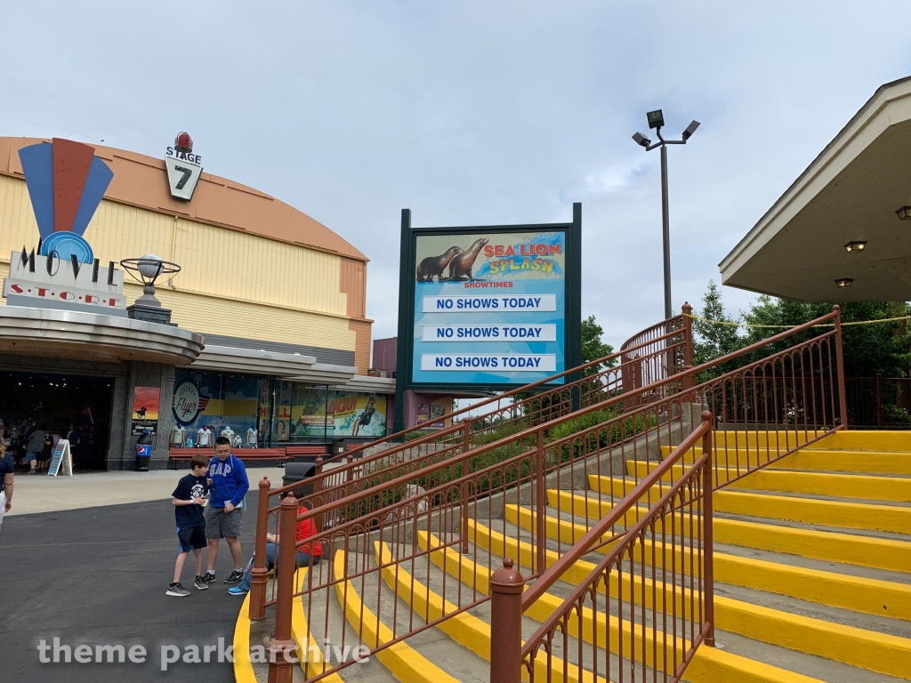 AQUA Theater at Kentucky Kingdom