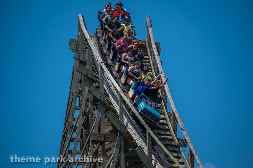 Mystic Timbers at Kings Island