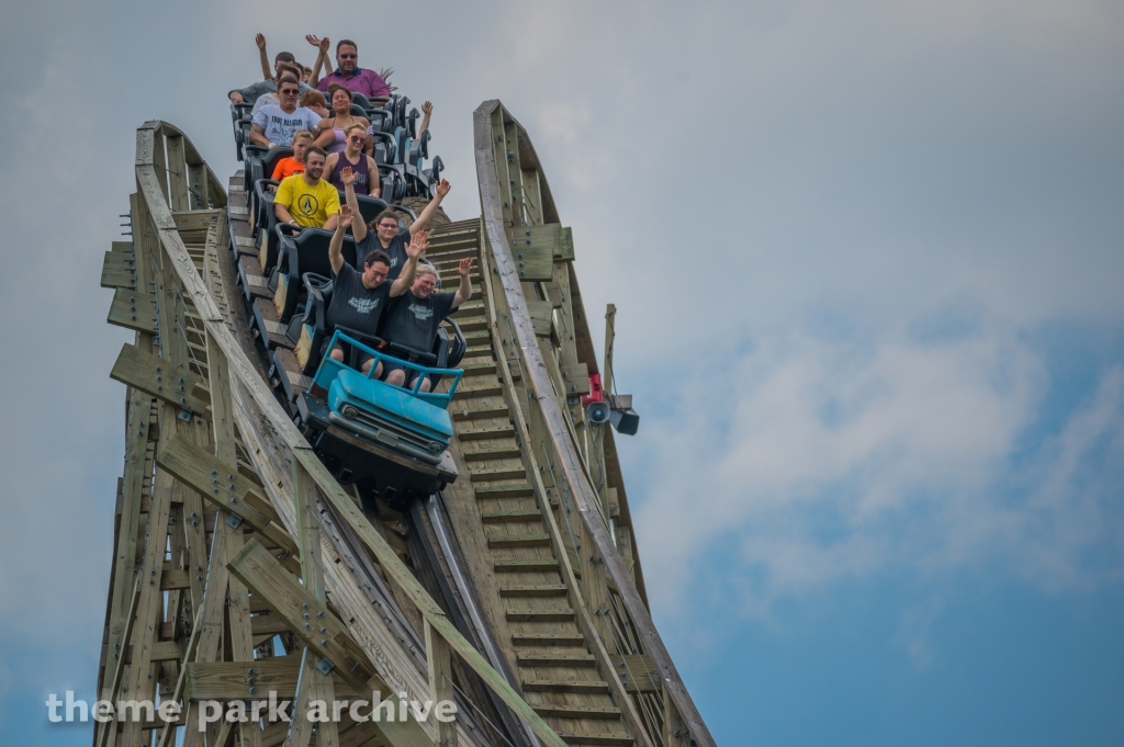 Mystic Timbers at Kings Island