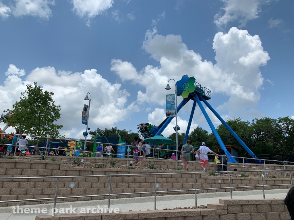 Sea Swinger at SeaWorld San Antonio