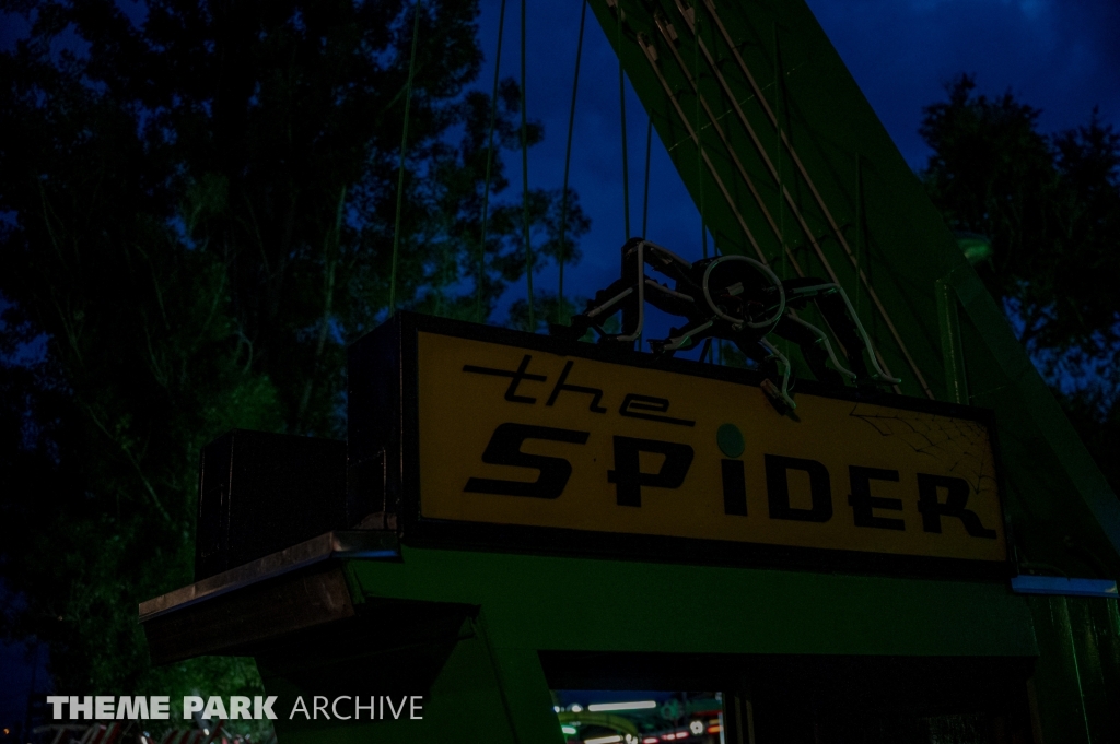 The Spider at Lakeside Amusement Park