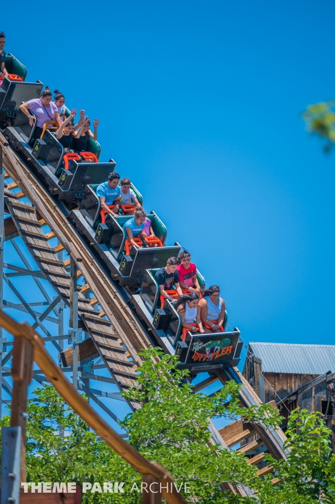 New Mexico Rattler at Cliff's Amusement Park