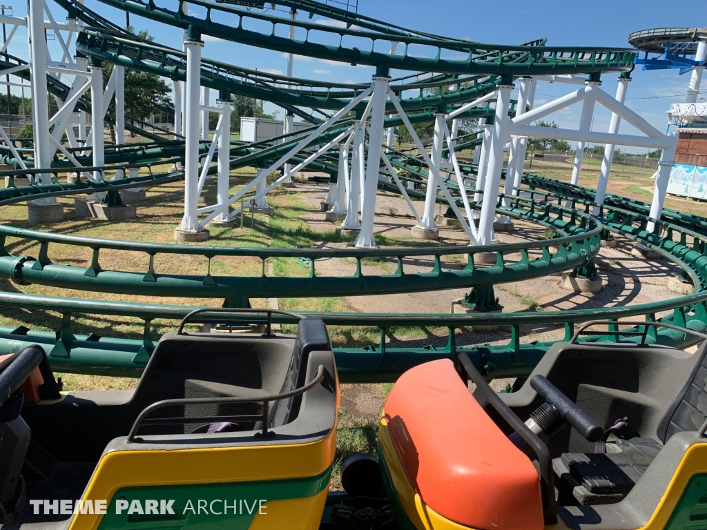 Hornet at Wonderland Amusement Park