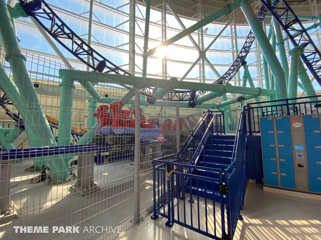 Sandy's Blasting Bronco at Nickelodeon Universe at American Dream