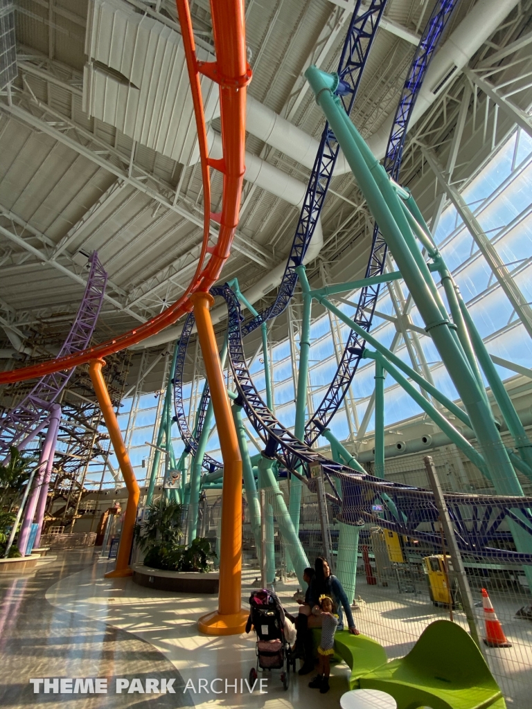 Sandy's Blasting Bronco at Nickelodeon Universe at American Dream