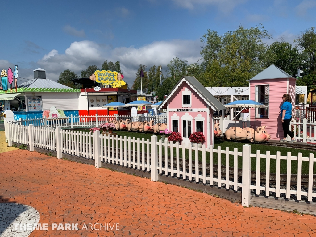 Piggy Train at Sarkanniemi