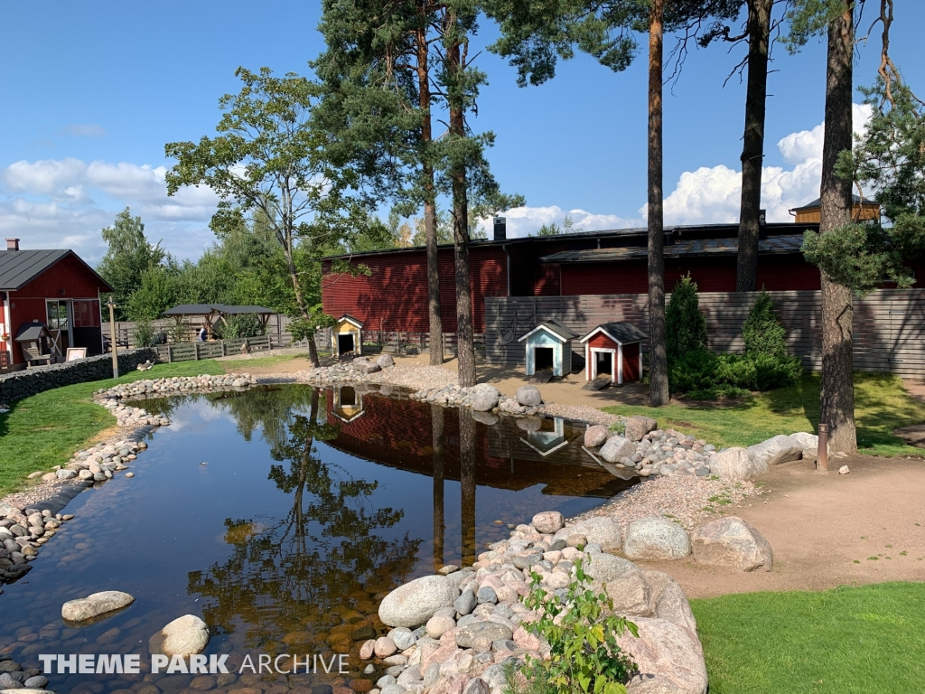 Doghill Fairy Tale Farm at Sarkanniemi