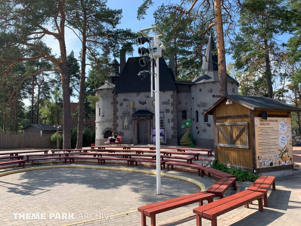 Doghill Fairy Tale Farm at Sarkanniemi